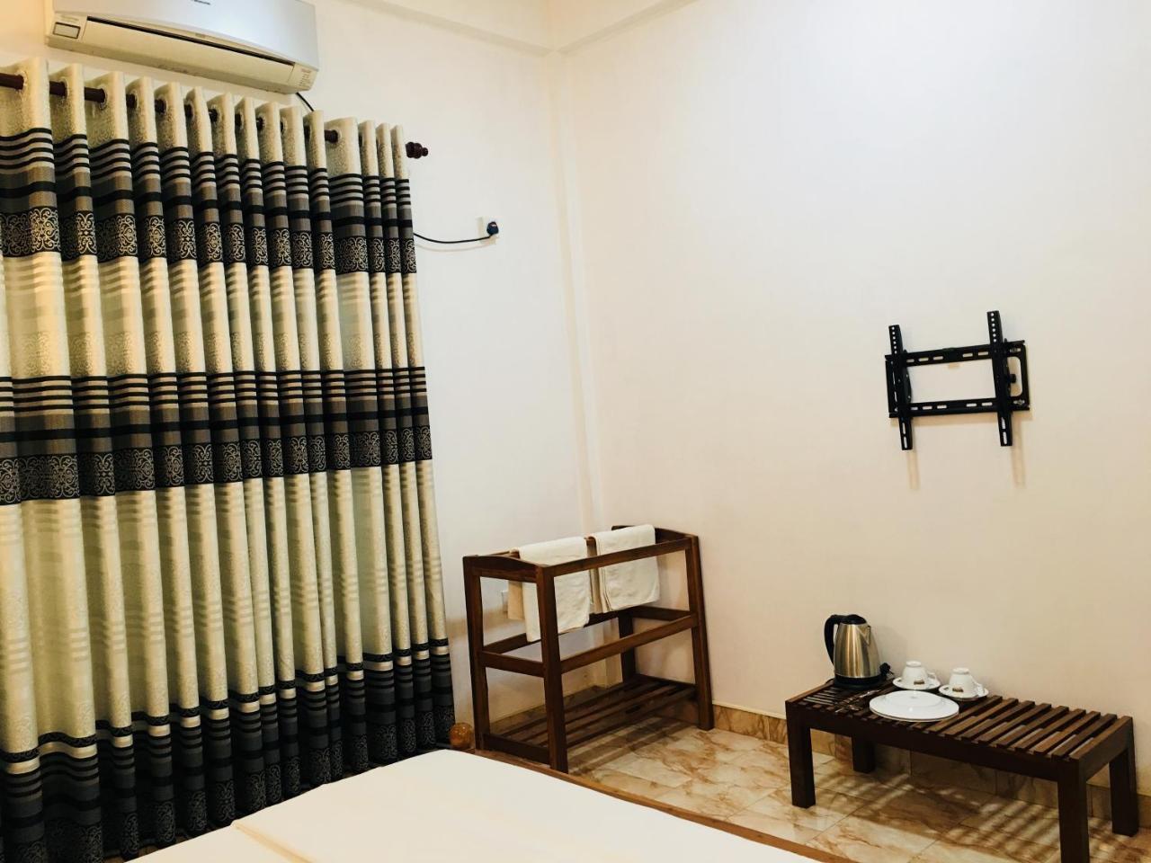 Perfect Hideout Hotel ดัมบูลลา ภายนอก รูปภาพ
